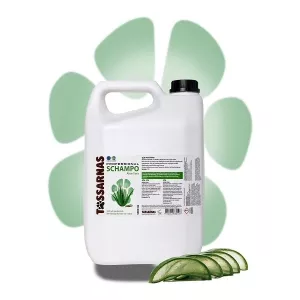 Tassarnas Aloe vera hundschampo, milt och svensktillverkat. 5 liter.