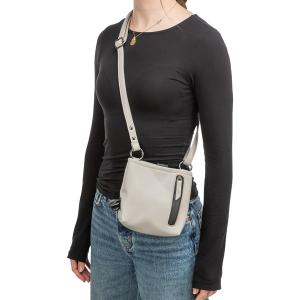 Trixie Citystyle godisväska för hundgodis, grått konstläder, tillverkad av återvunnet material.