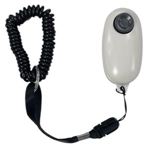 Trixie Soft klicker med mjuk, konsekvent klickton. Beige med svart, avtagbart armband.