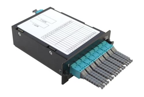 M4 MPO Kassett P&P 32 Fiber MDC 2F - 2x16F MPO/MTP