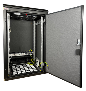 P-600 Ljuddämpat rackskåp