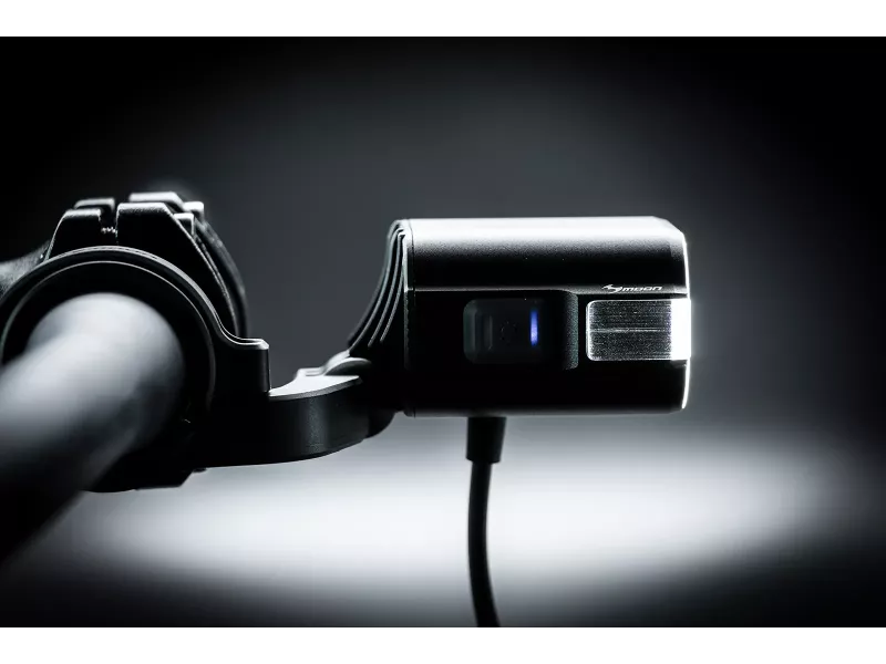 Moon E-Power 2000