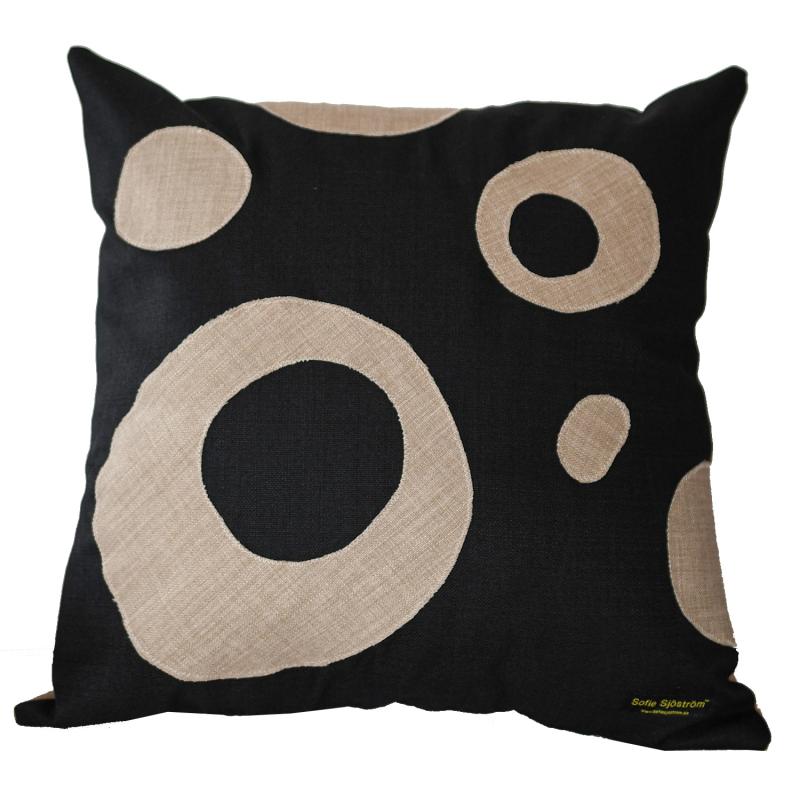 Dots padded pillow black/beige 60 x 60 cm
