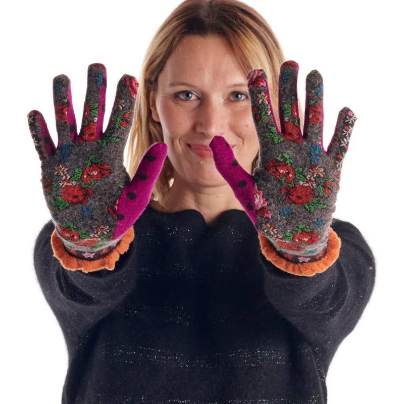 Fingerhandskar blommiga