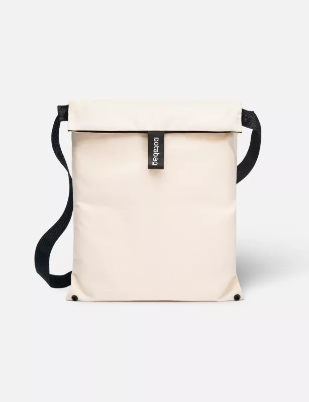 Crossbody väska vit
