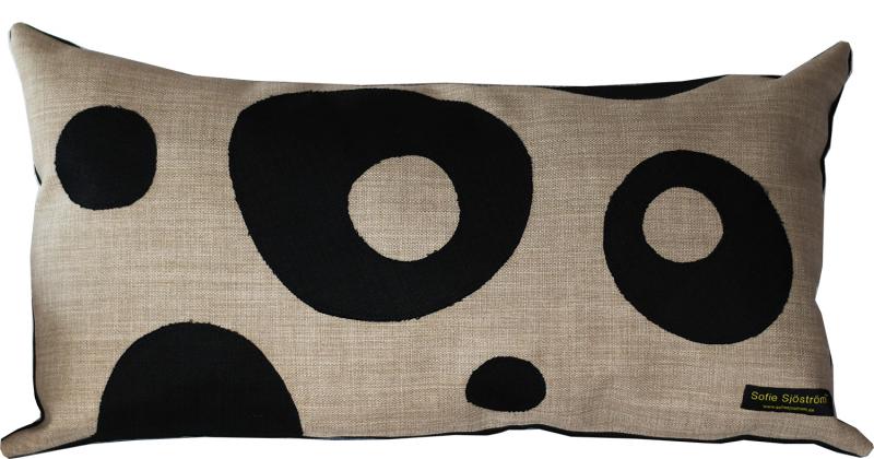 Dots padded pillow beige/black 65x35 cm
