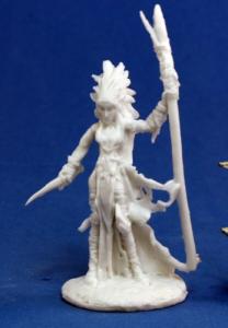 Liela, Dark Elf Wizard (sculpted by Werner Klocke)