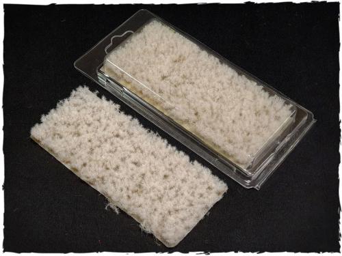 GamersGrass tuft - Spikey Winter