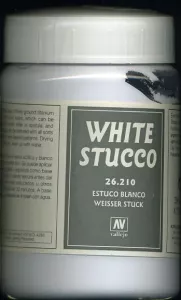 WHITE STUCCO BASE 200 ml
