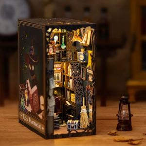 Book Nook: Magic Pharmacist