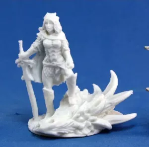 Janan, Female Dragon Slayer (sculpted by Julie Guthrie)