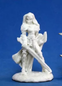 Finari, Female Paladin (sculpted by Werner Klocke)