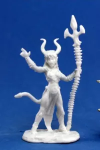 Sinessa, Hellborn Sorceress (sculpted by Bob Ridolfi)
