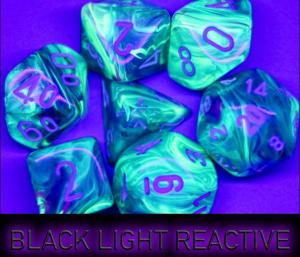 Festive® Mega-hedral® Waterlily/white 7-Die set