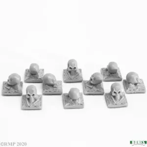 GRAVEYARD FINIAL: SKULLS (10)