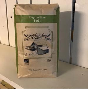 KRAV ekologiskt siktat vetemjöl från Björkeholms Qvarn i Lysvik 2 kg