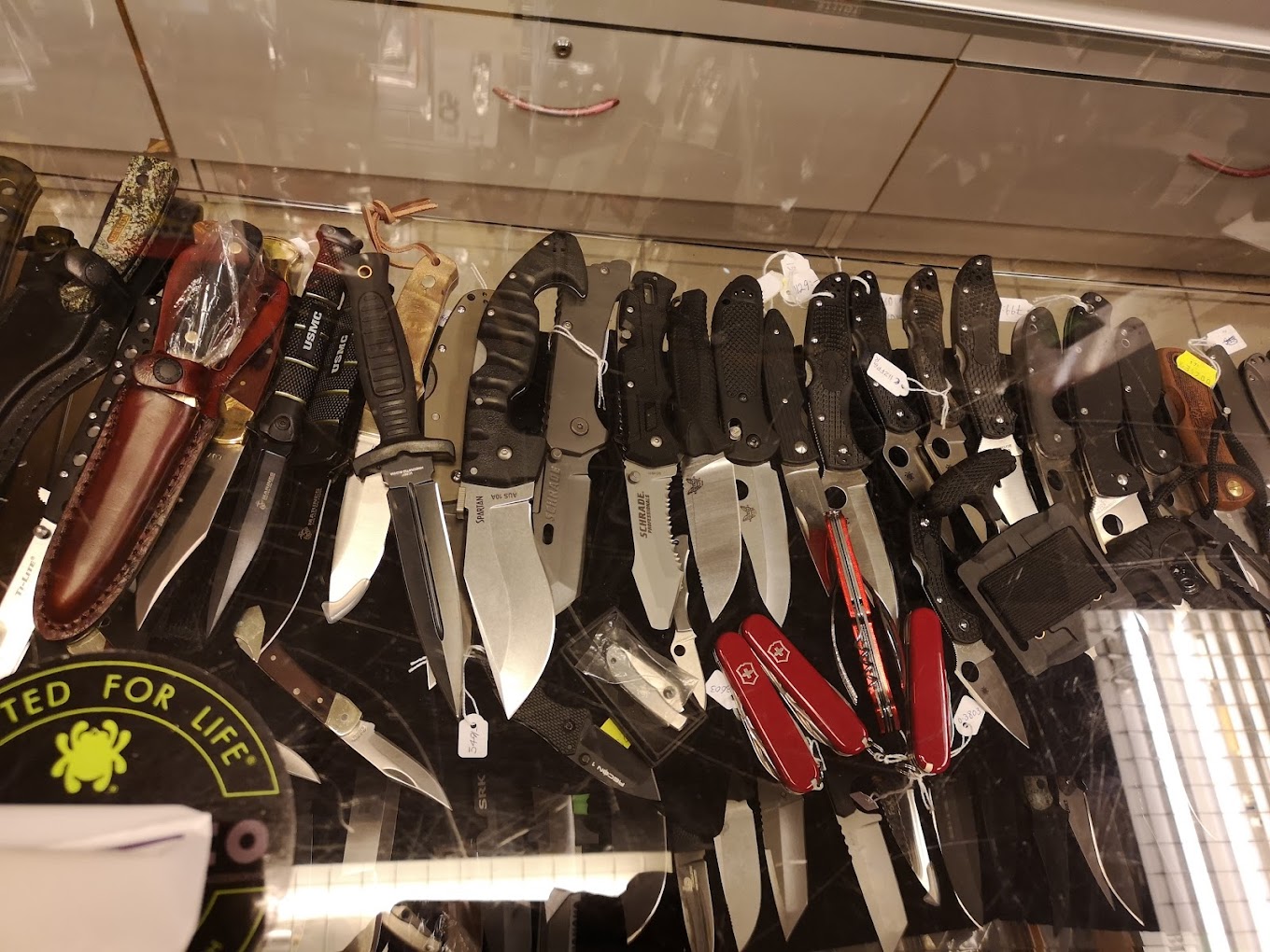 Har ni fler artiklar än de som finns i webbshoppen?