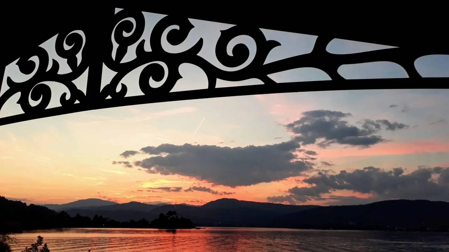 Fyllnadsdekor med solnedgång