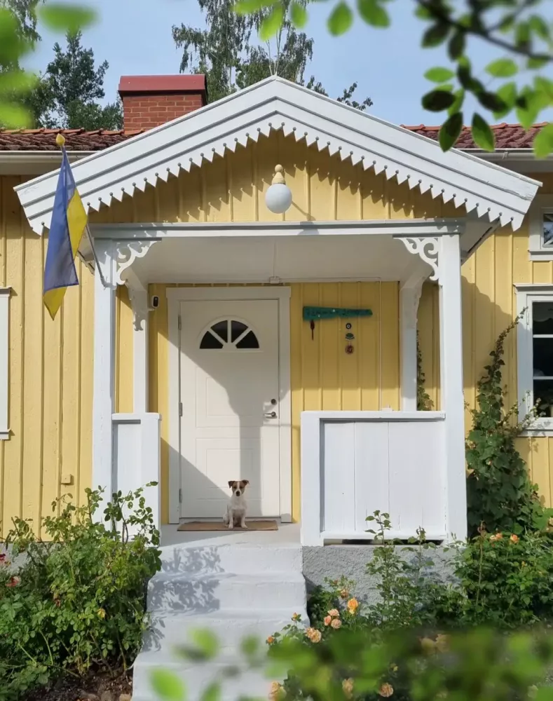 Wooden Victorian Bracket - Birch - No. 1-016-B