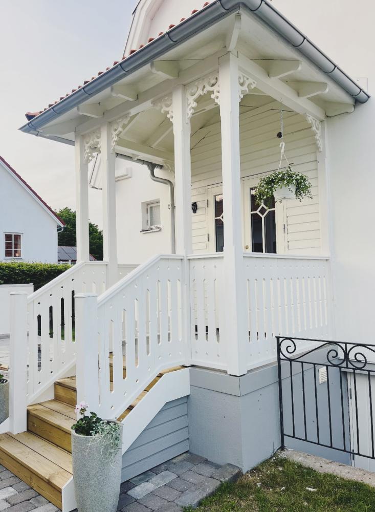 Wooden Victorian Bracket - Birch - No. 1-001-B