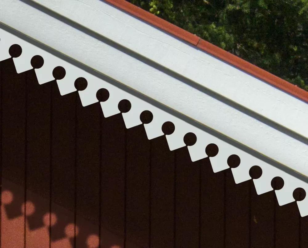 A red house with victorian decoration & running trim 004 for eaves & bargeboards from Swedish Gaveldekor