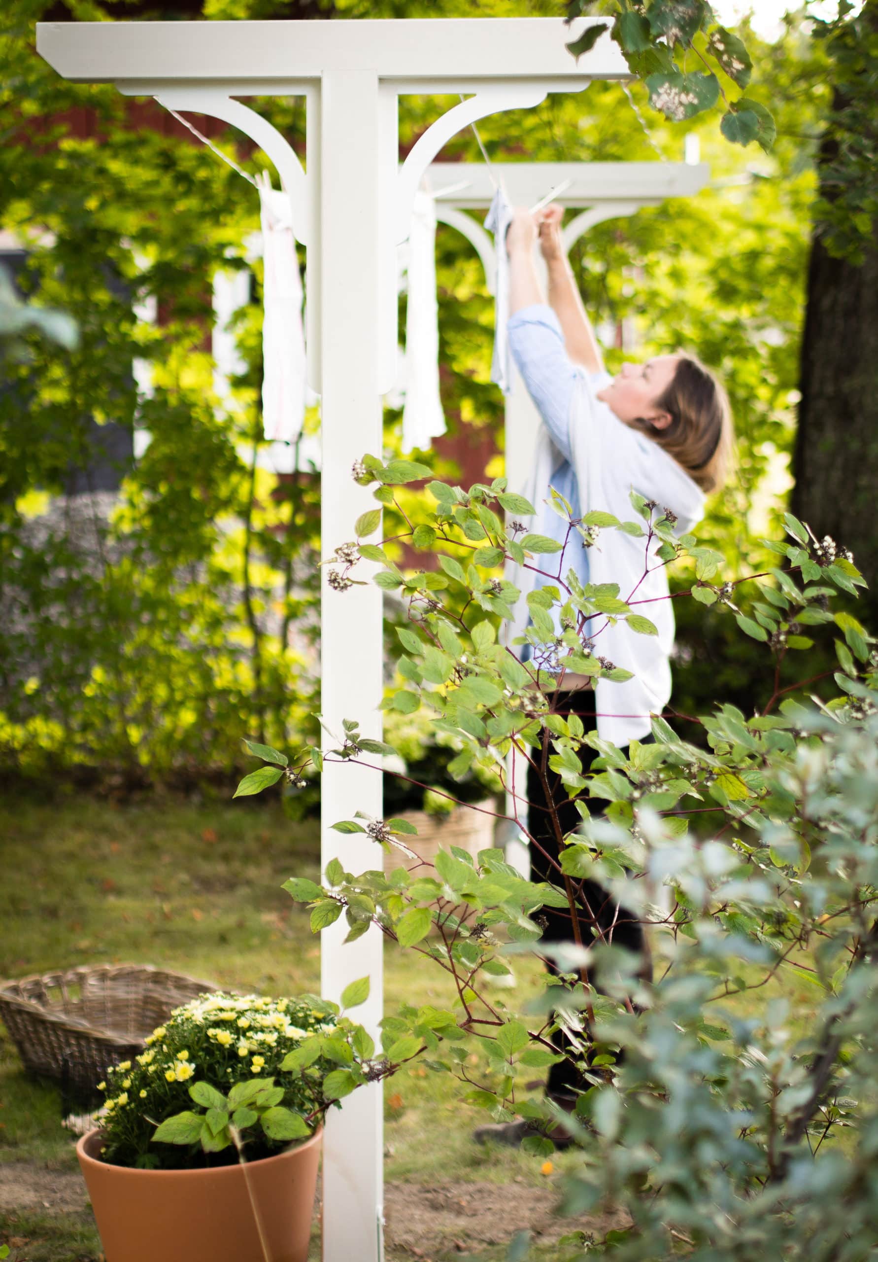 Gammaldags torkställning med träkonsol 005 från Gaveldekor