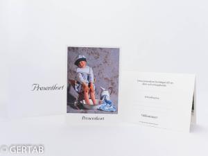 Presentkort flicka i fotbad 10 st blå/vit