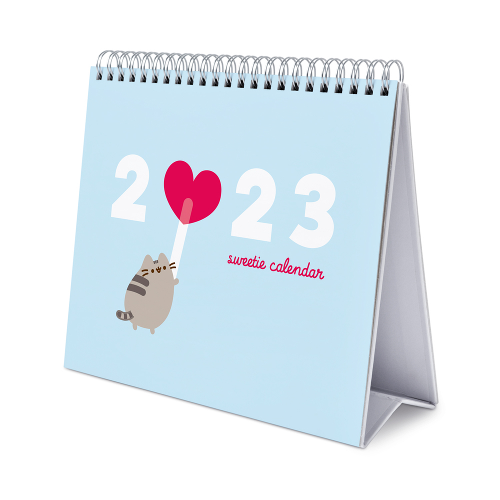 Pusheen 2023 desk calendar
