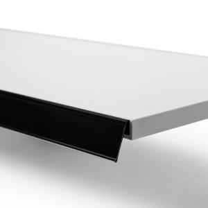 ETTIKETTLIST (HYLLKANTSLIST) SVART LUTANDE 885 MM