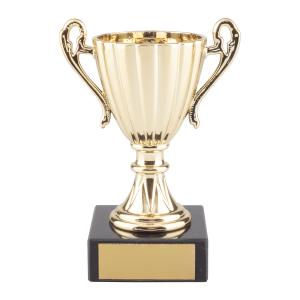 Pokal guld med fot gratis gravyr