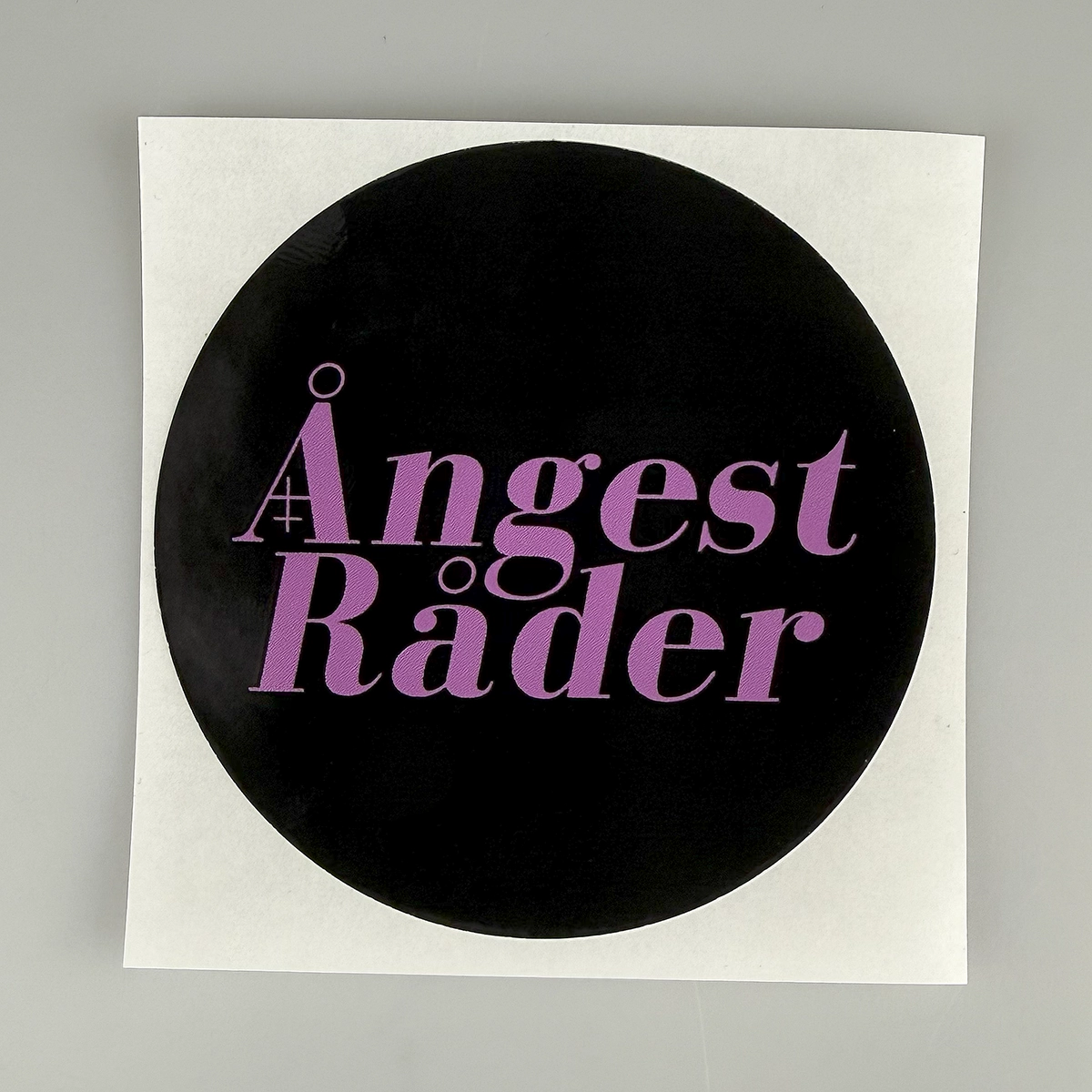 Ponyhans klistermärke Ångest råder