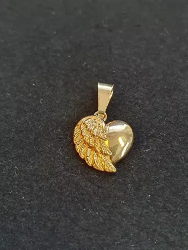 Hjärthänge med änglavinge i 18K guld