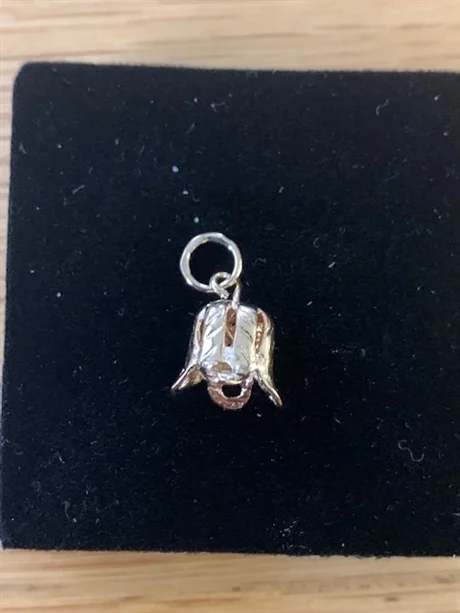 Blåklocka hänge 18K