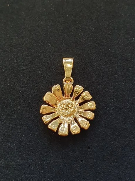 Prästkrage hänge mellan 18K