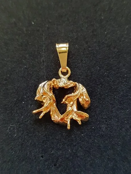 Kaprifol hänge 18K