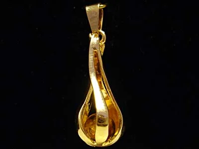 Hängsmycke 18K guld 180801H