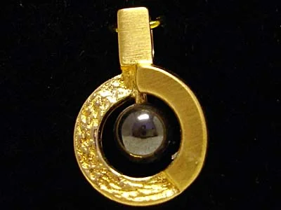 Hängsmycke 18K 180847H