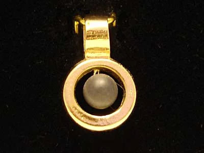 Hängsmycke 18K guld 181036H