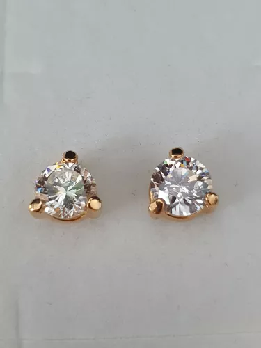 Örhänge 7mm cz 18K 180758Ö