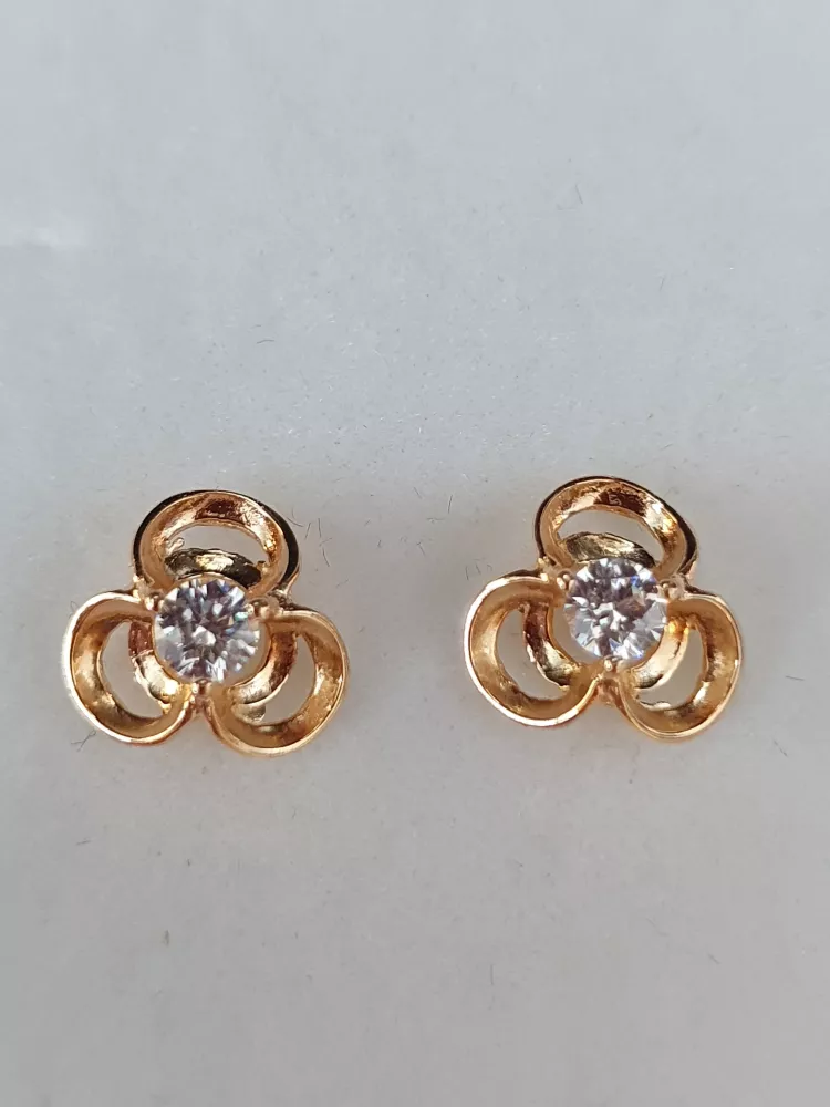Blomma Örhänge m cz 18K 180766Ö