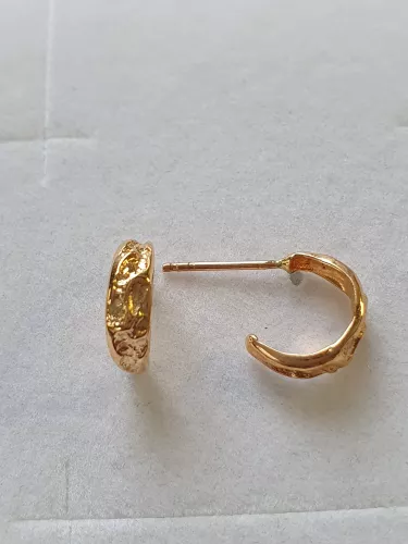 Halv creoler 18K 180779Ö