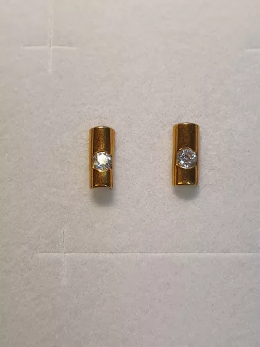 Örhänge m cz 18K 180819Ö