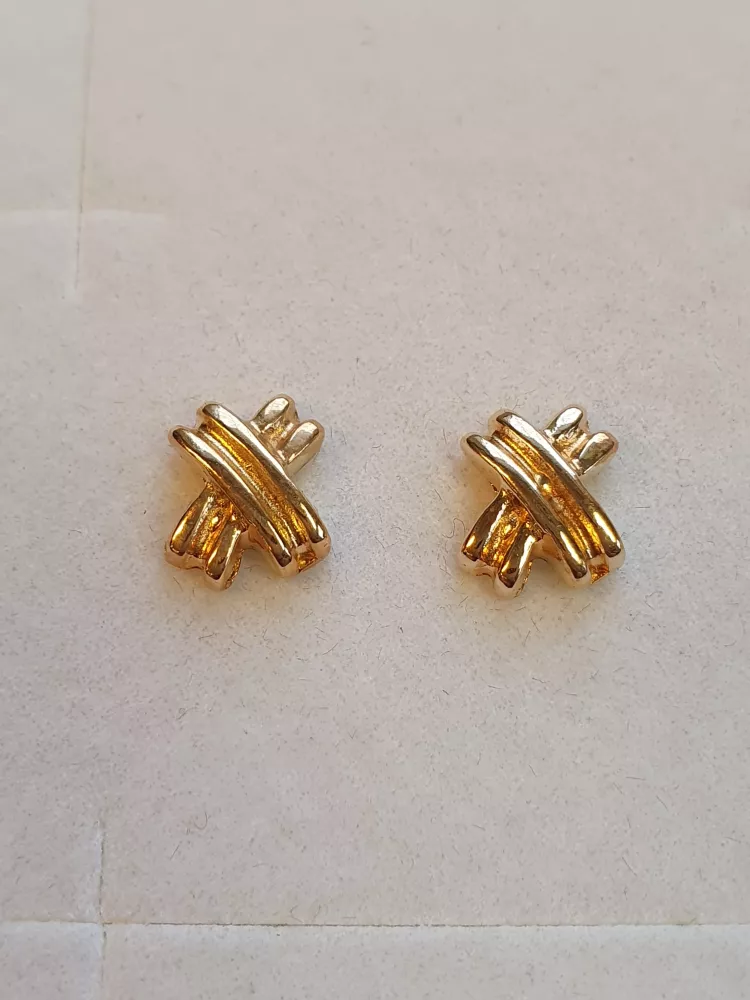 Örhängen kryss fasta 18K 180982Ö