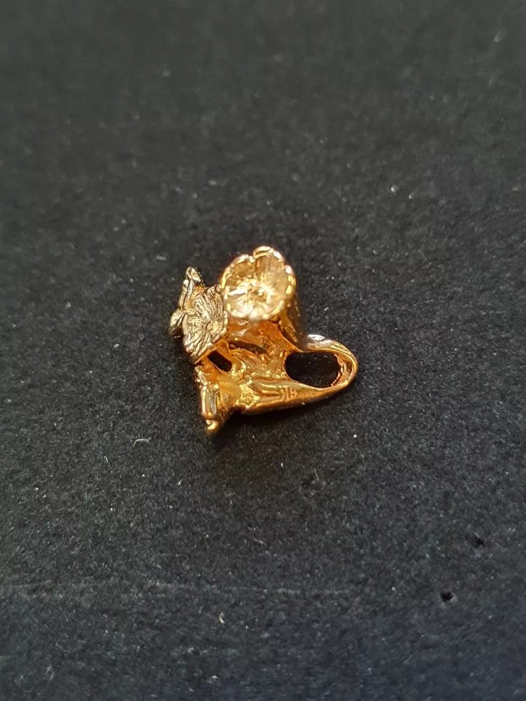 Gullviva hänge 18K