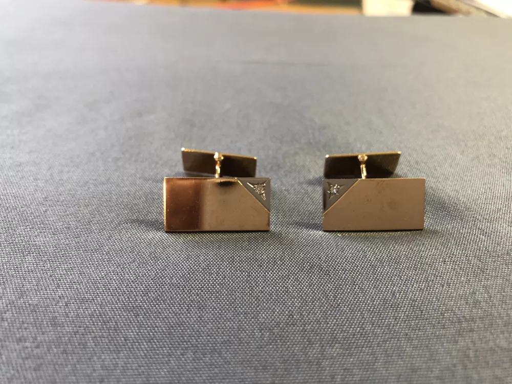 Manschettknappar m sten 12,5gr 18K röd/vitguld