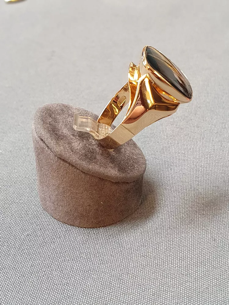 Klackring m rökfärgad topas 63,0 6,0gr 18K