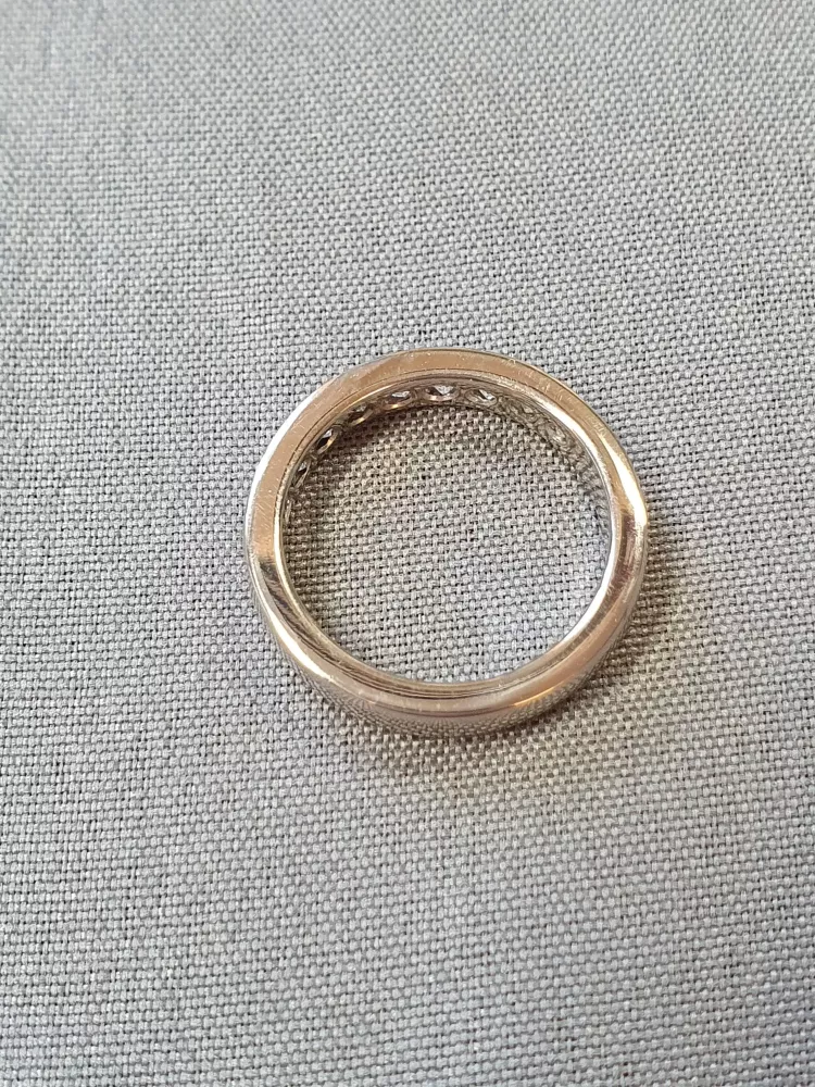 Ring m diamanter 50,0 5,0gr 18K vitguld