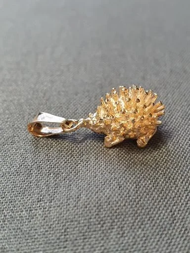 Hängsmycke 18K guld 180111H