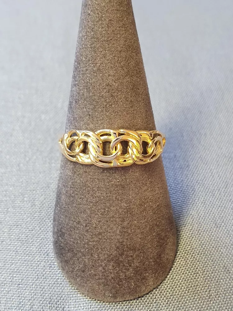 Bismarck ring 18K 180258R