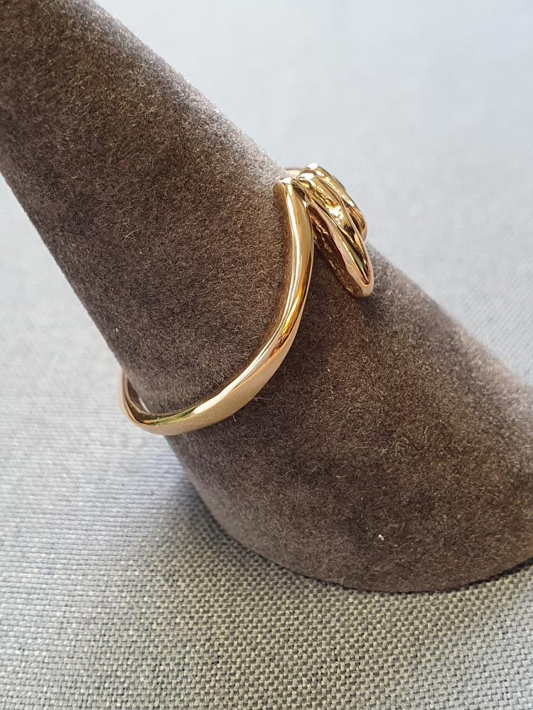 Ring m hjärtkurva 18K 180827R